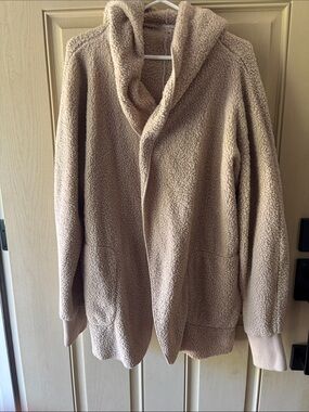 Hem & Thread Plush Teddy Hooded Jacket in Beige
